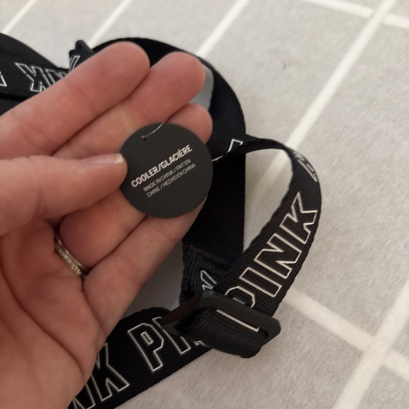 Victorias‎ Secret Pink  LIMITED EDITION Beach Sling Cooler Bag NWT - Picture 4 of 5